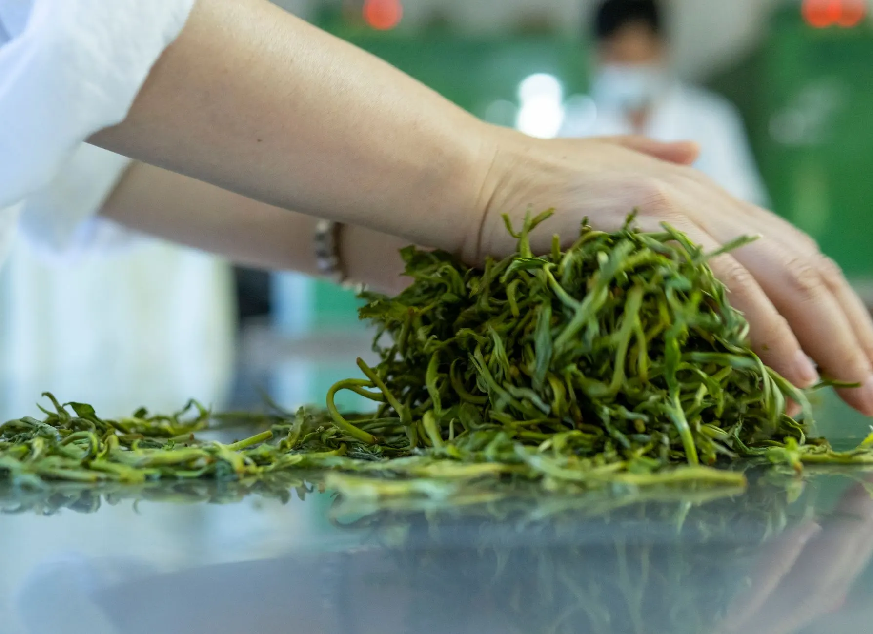 企业级软件定制开发中的技术架构选型与系统维护要点分析